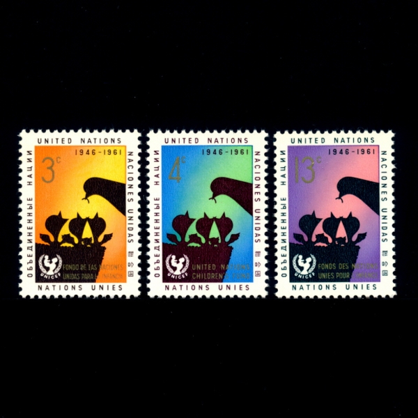 UNITED NATIONS,OFFICES IN NEW YORK( -)-#97~9(3)-MOTHER BIRD FEEDING YOUNG AND UNICEF SEAL(ִ ̻, ϼ)-1961.12.4